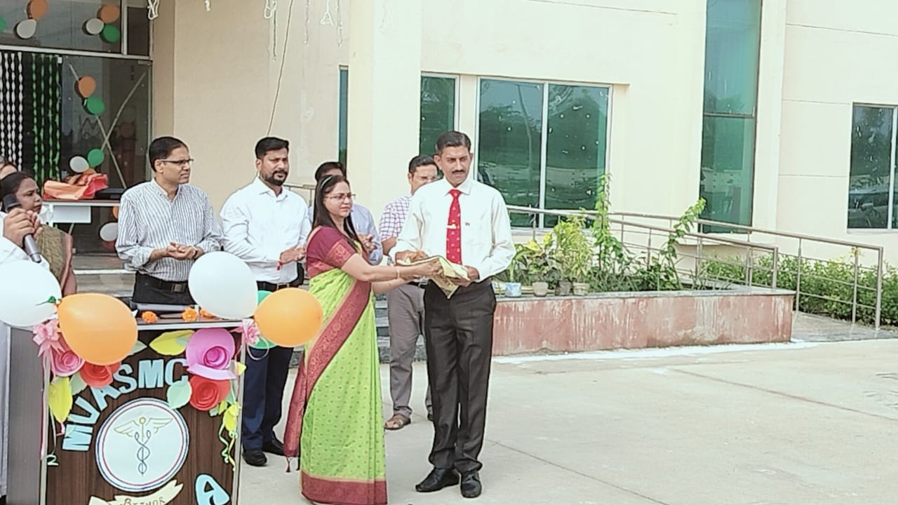 Principal Madam