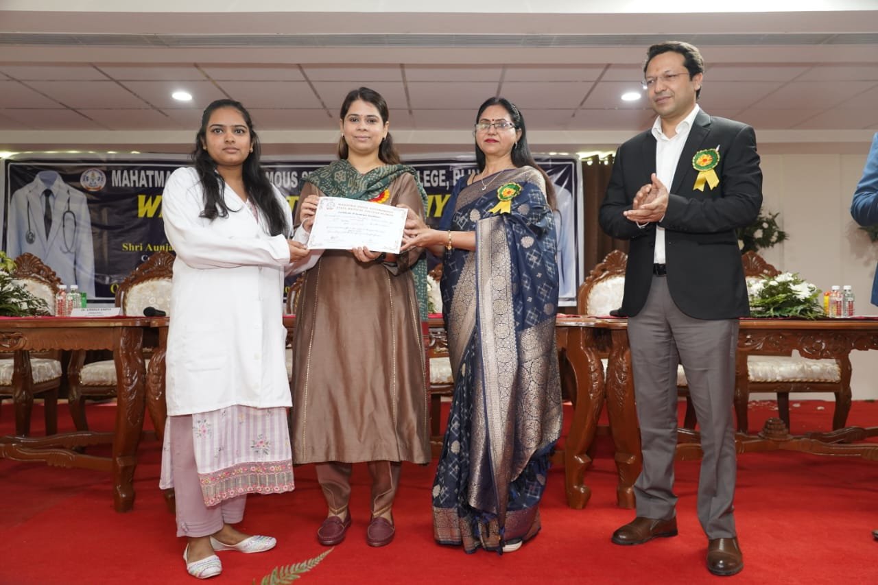White coat ceremony of MBBS 2025 Batch (6)